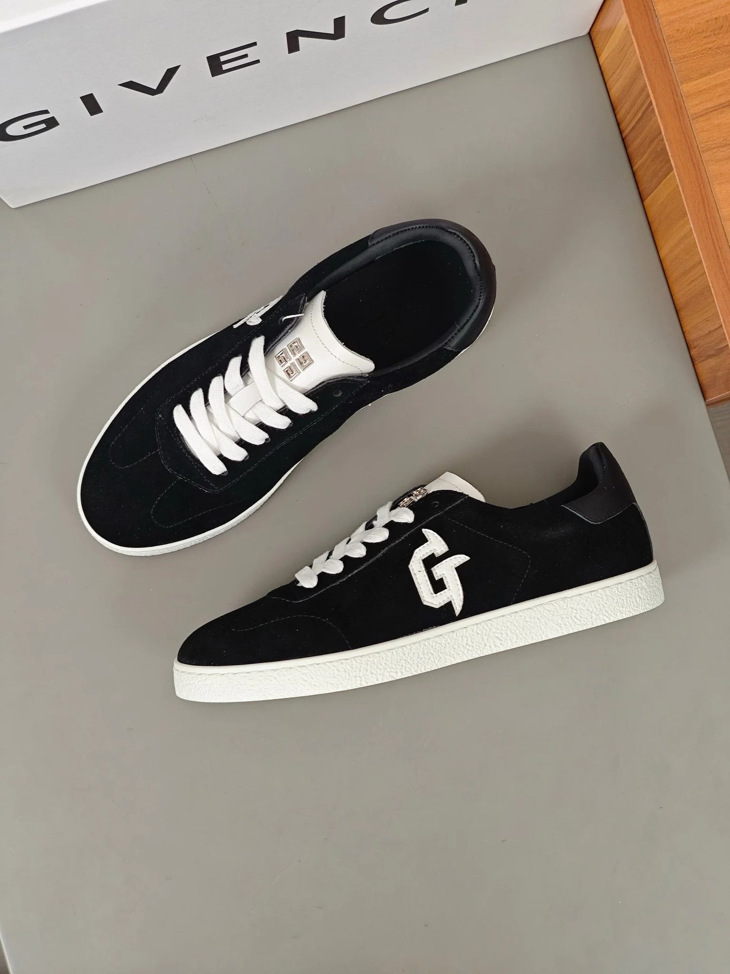 GVC SNEAKER