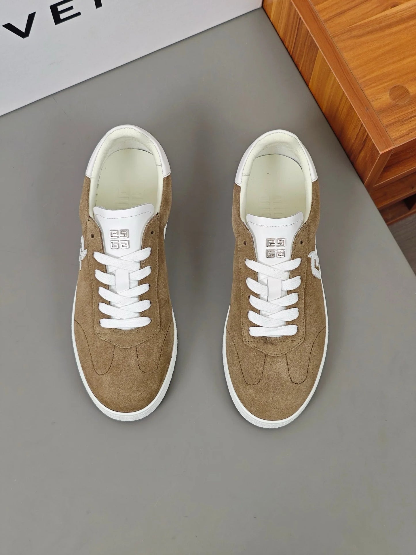 GVC SNEAKER