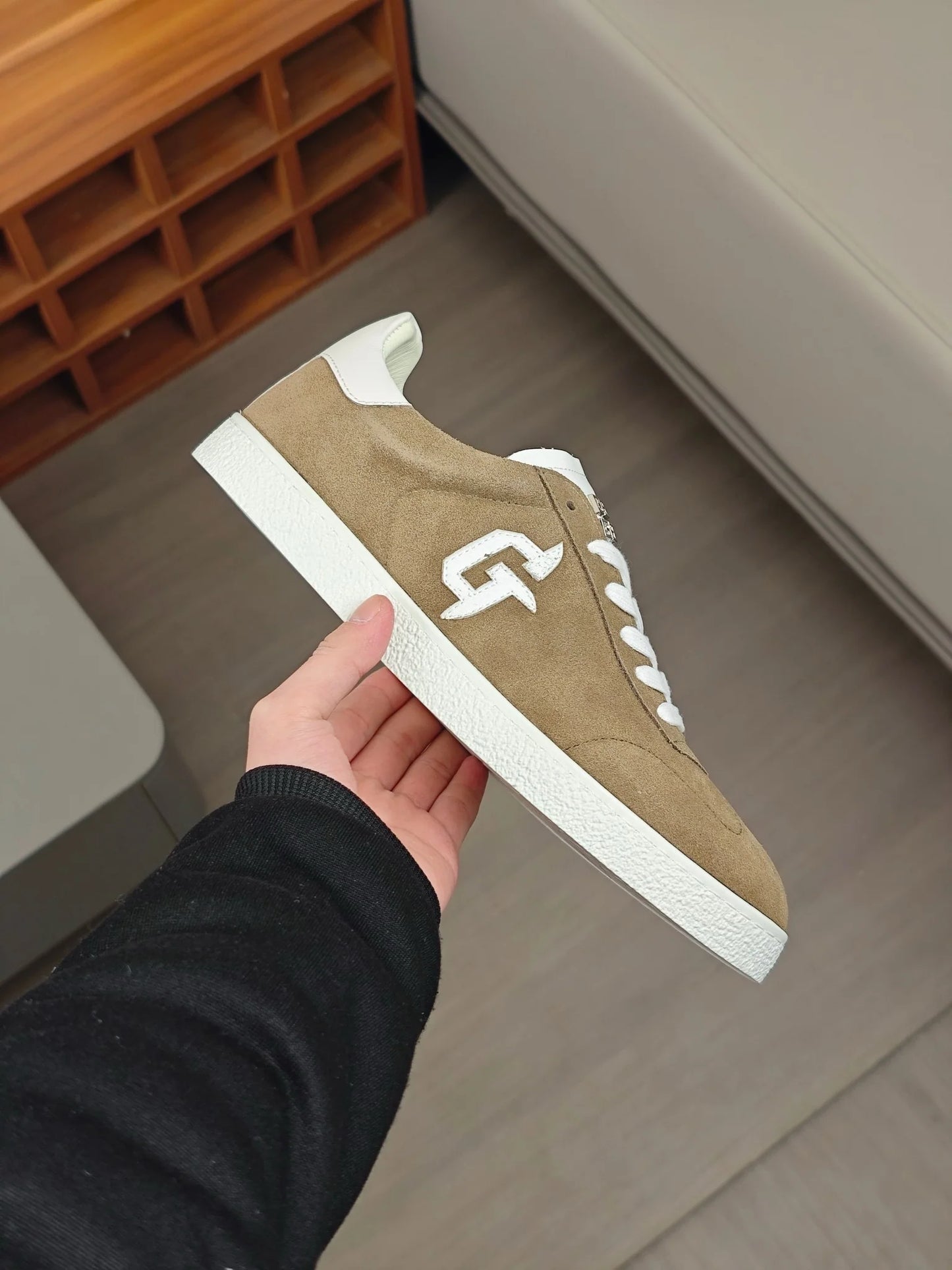 GVC SNEAKER