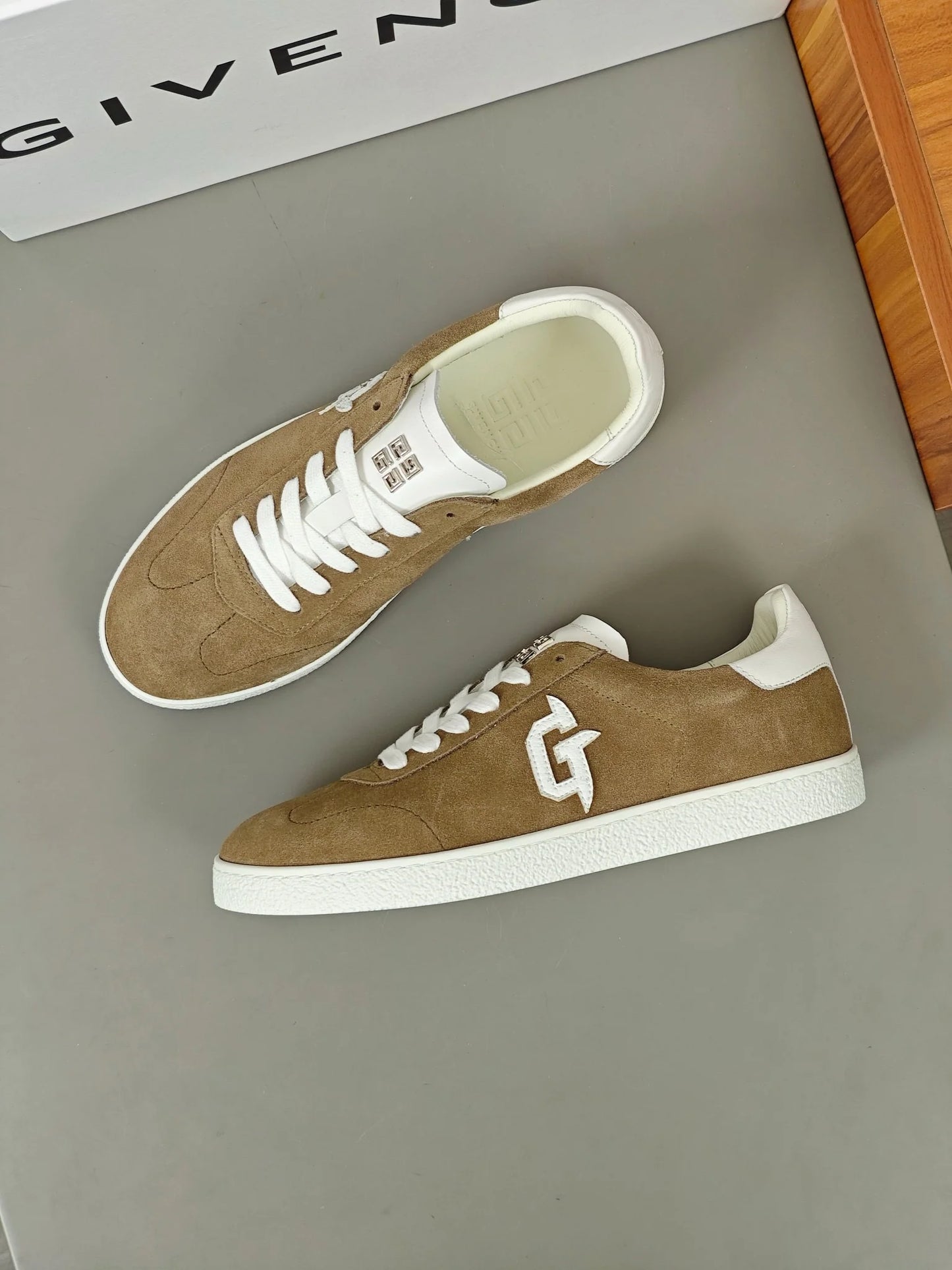 GVC SNEAKER