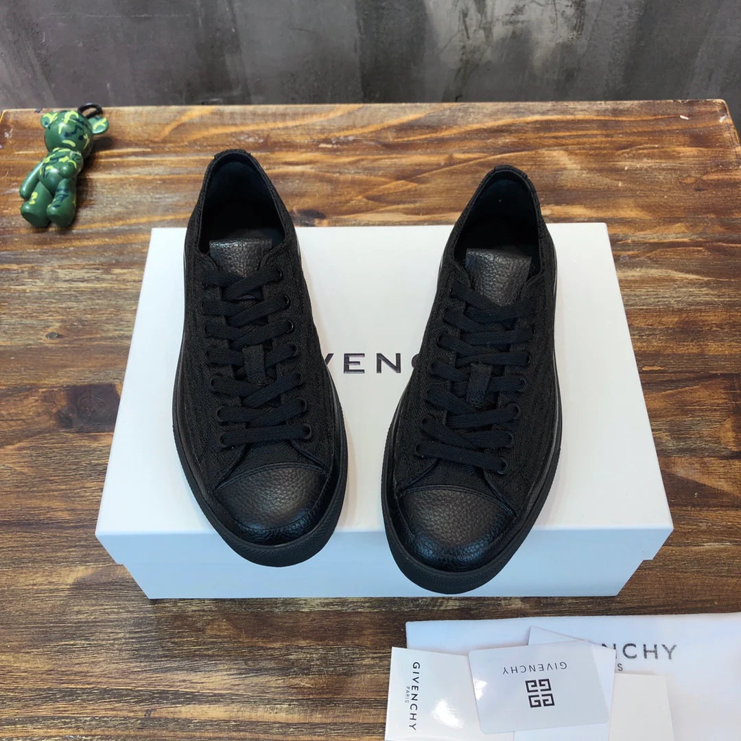 GVC SNEAKER