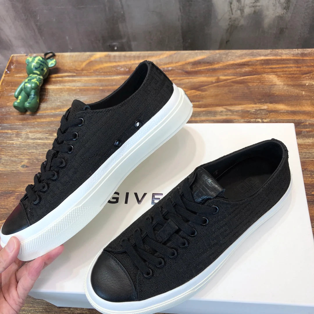 GVC SNEAKER