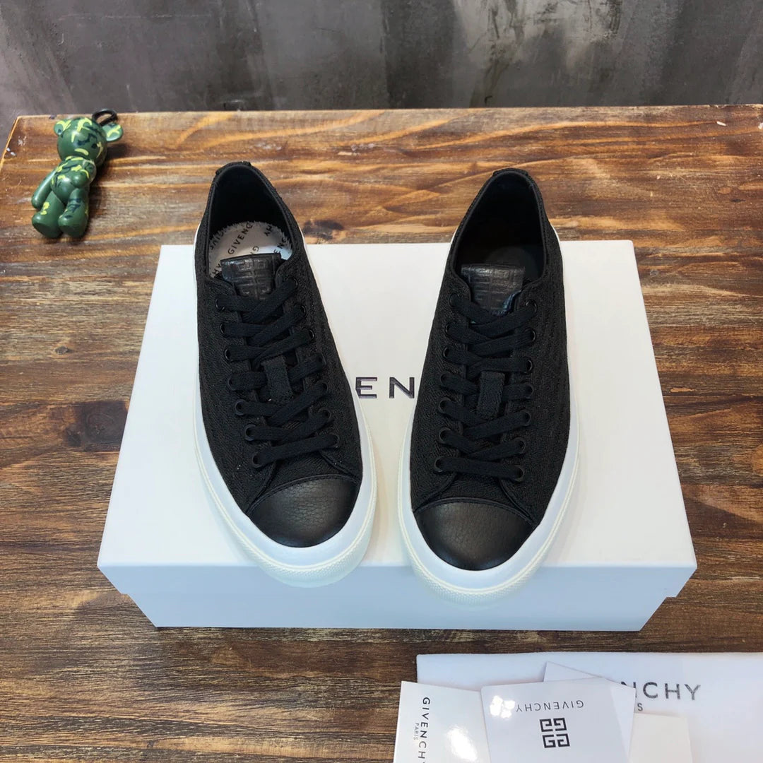 GVC SNEAKER