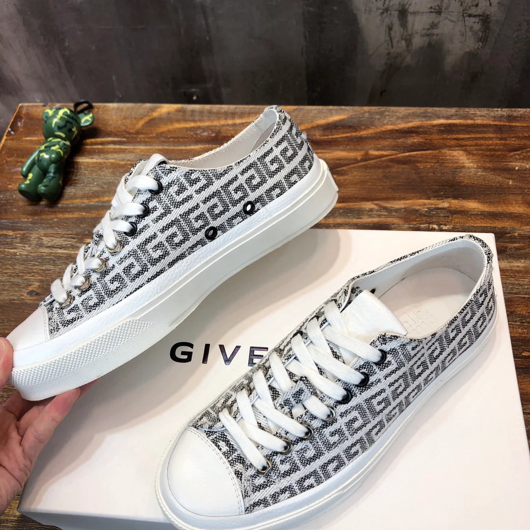 GVC SNEAKER