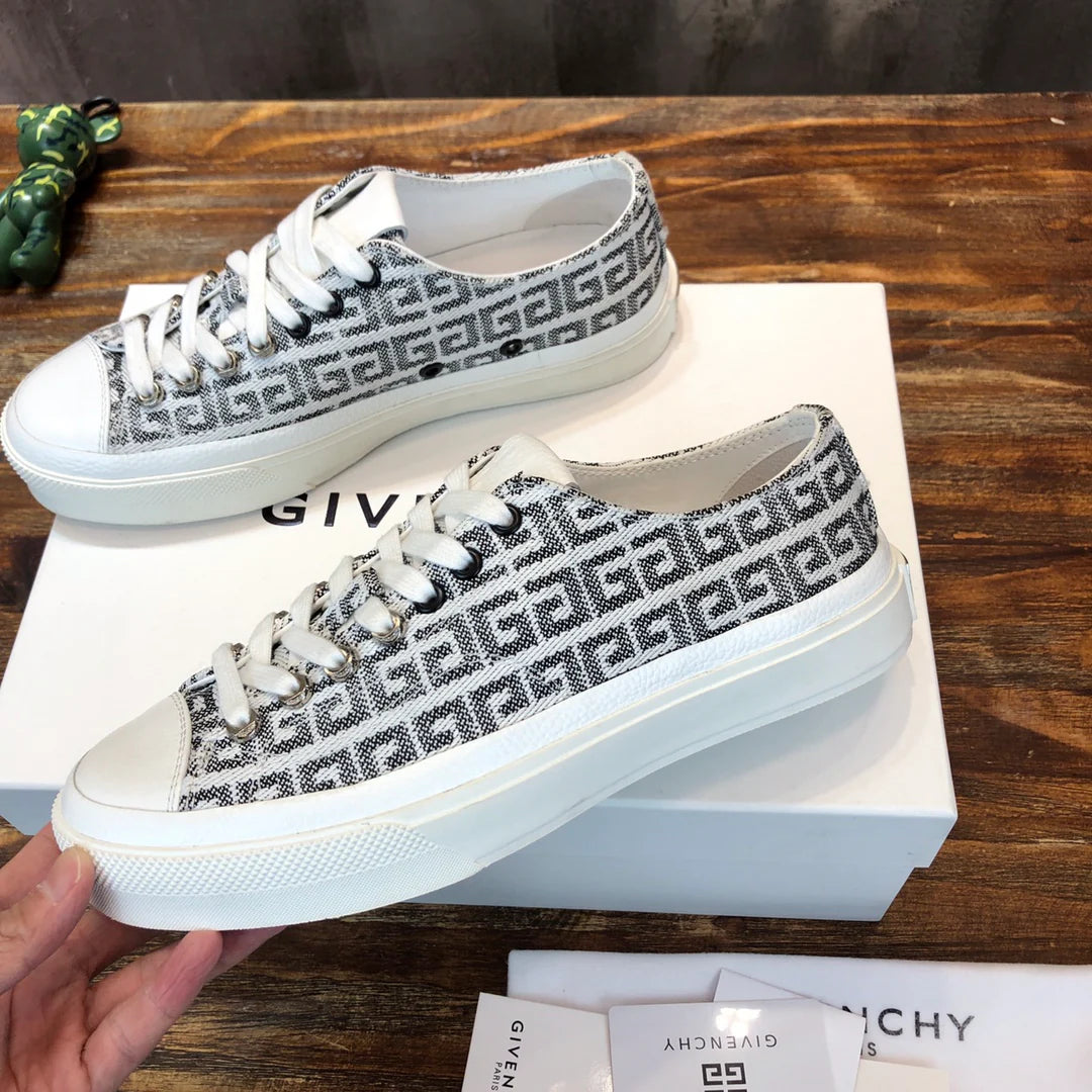 GVC SNEAKER