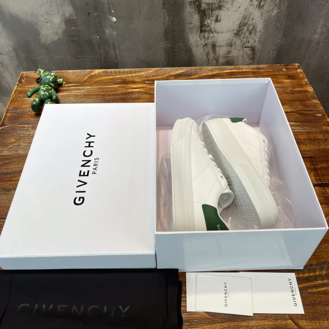GVC SNEAKER