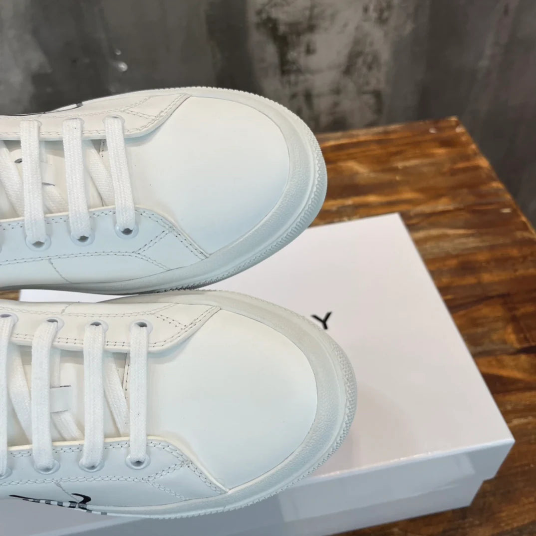 GVC SNEAKER