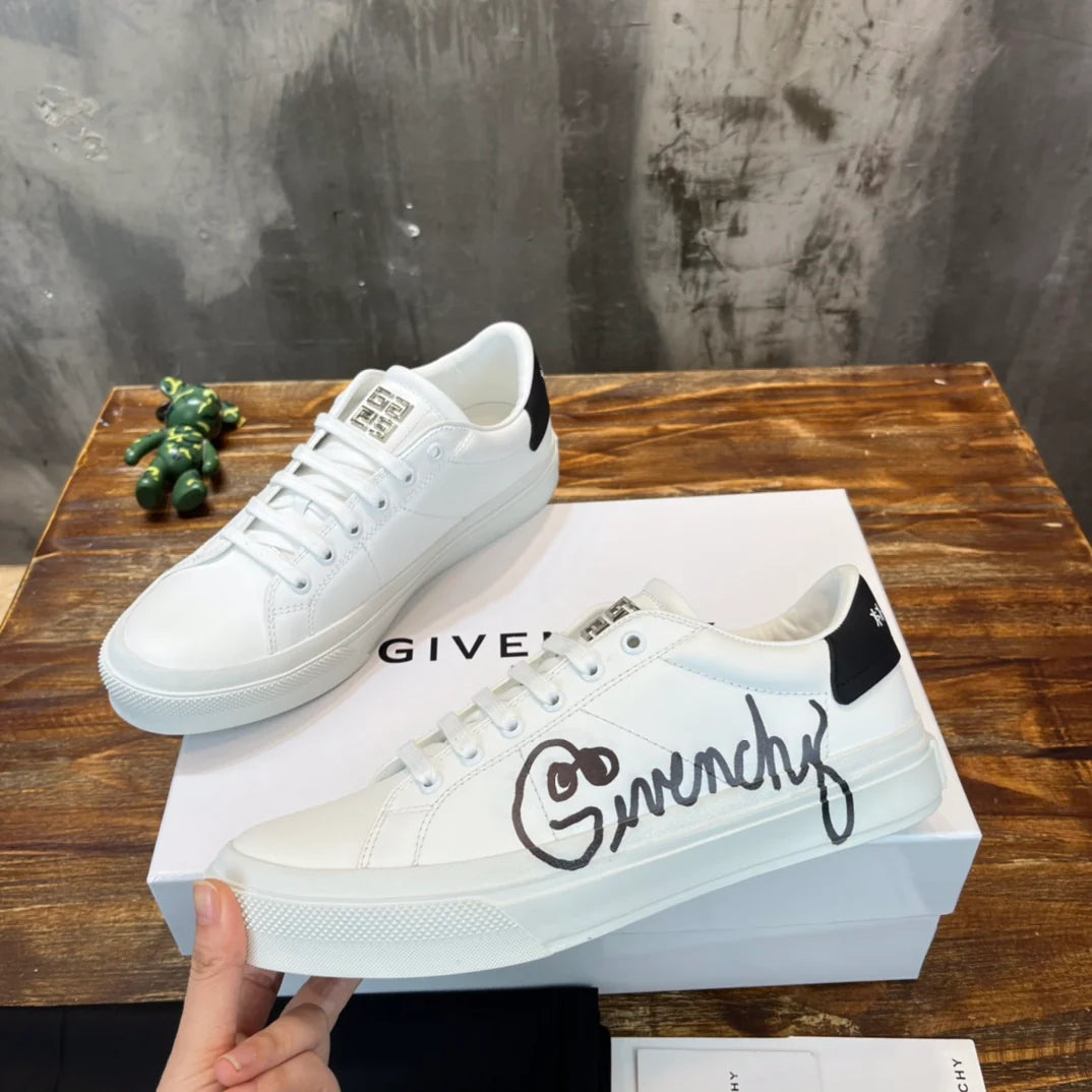 GVC SNEAKER
