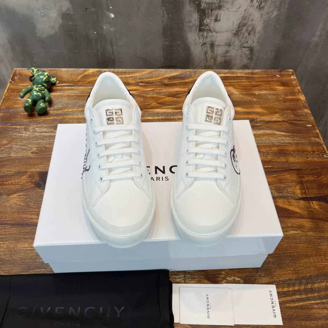 GVC SNEAKER