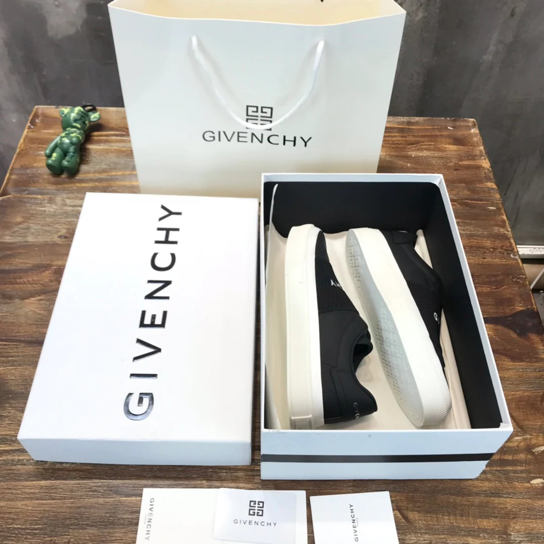 GVC SNEAKER