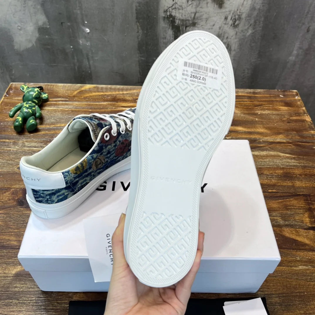 GVC SNEAKER