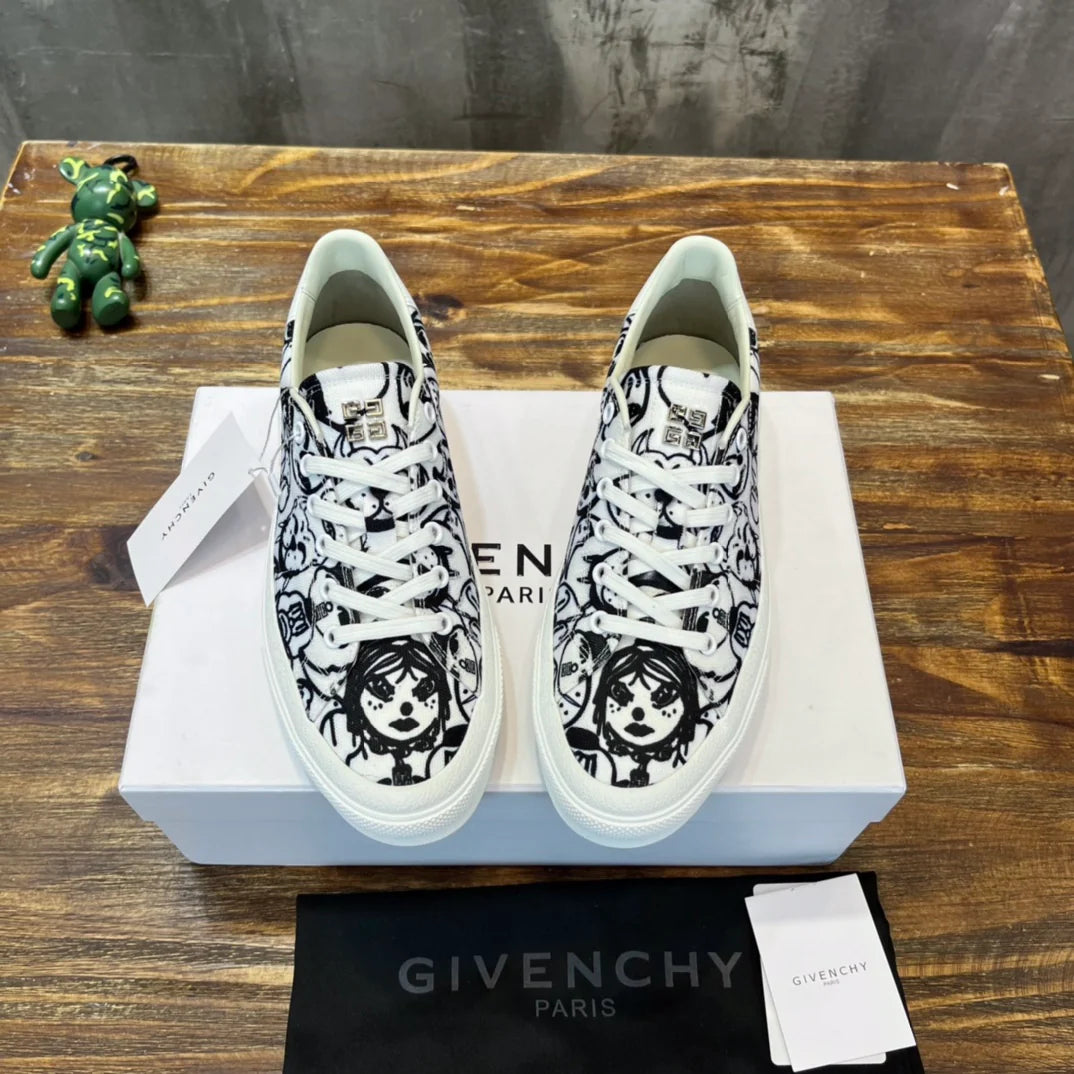 GVC SNEAKER