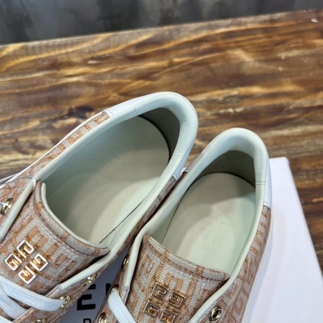 GVC SNEAKER