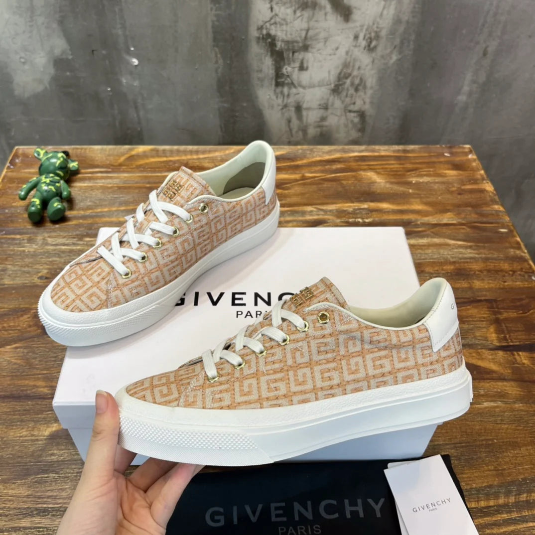 GVC SNEAKER
