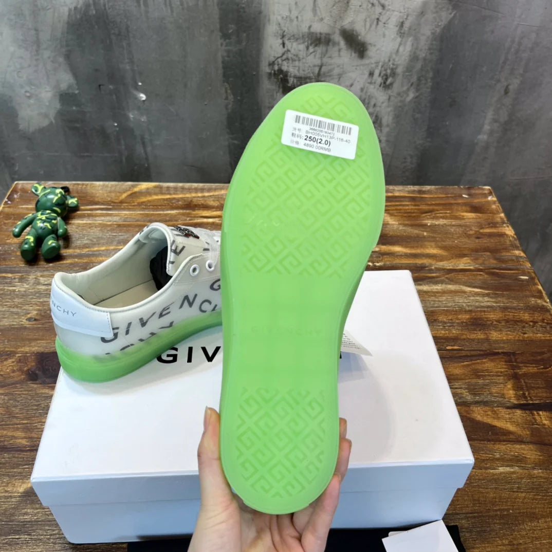 GVC SNEAKER