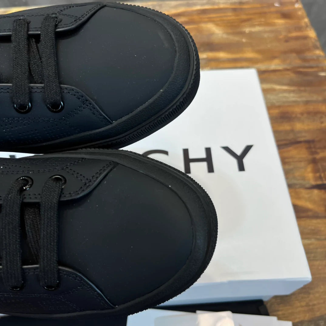 GVC SNEAKER