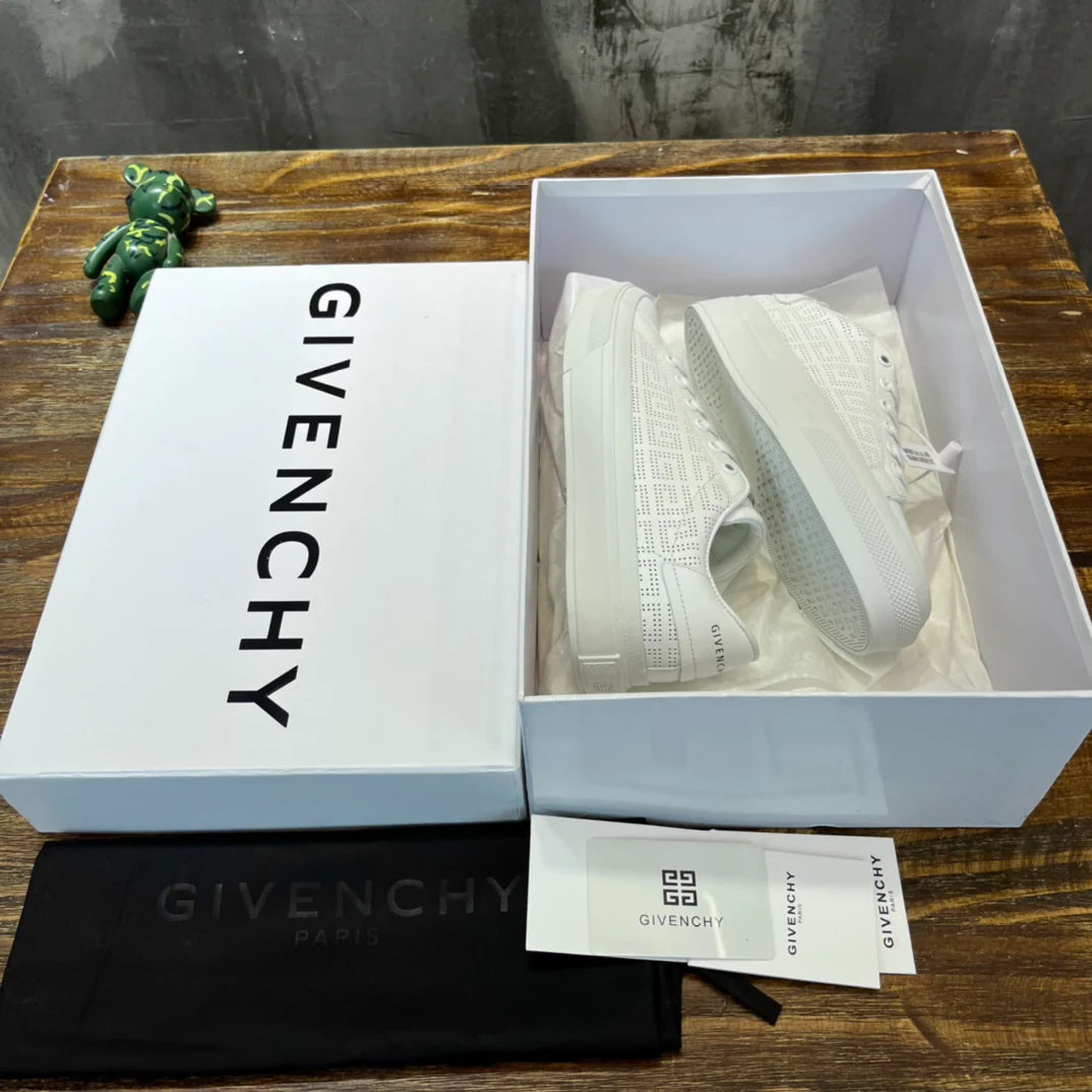 GVC SNEAKER