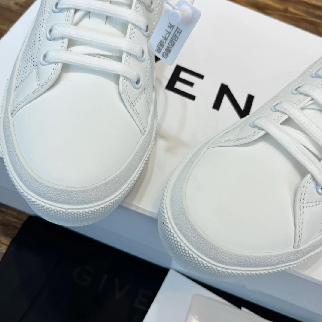 GVC SNEAKER
