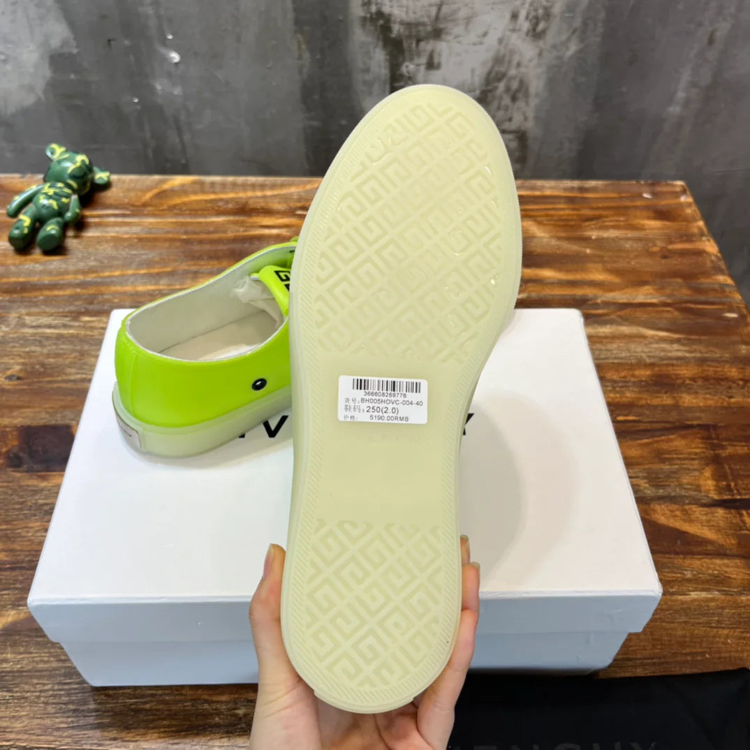 GVC SNEAKER