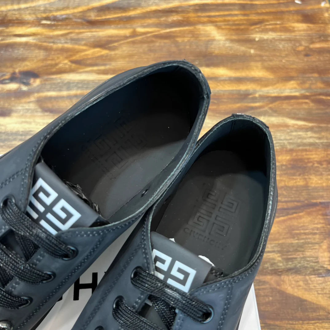 GVC SNEAKER