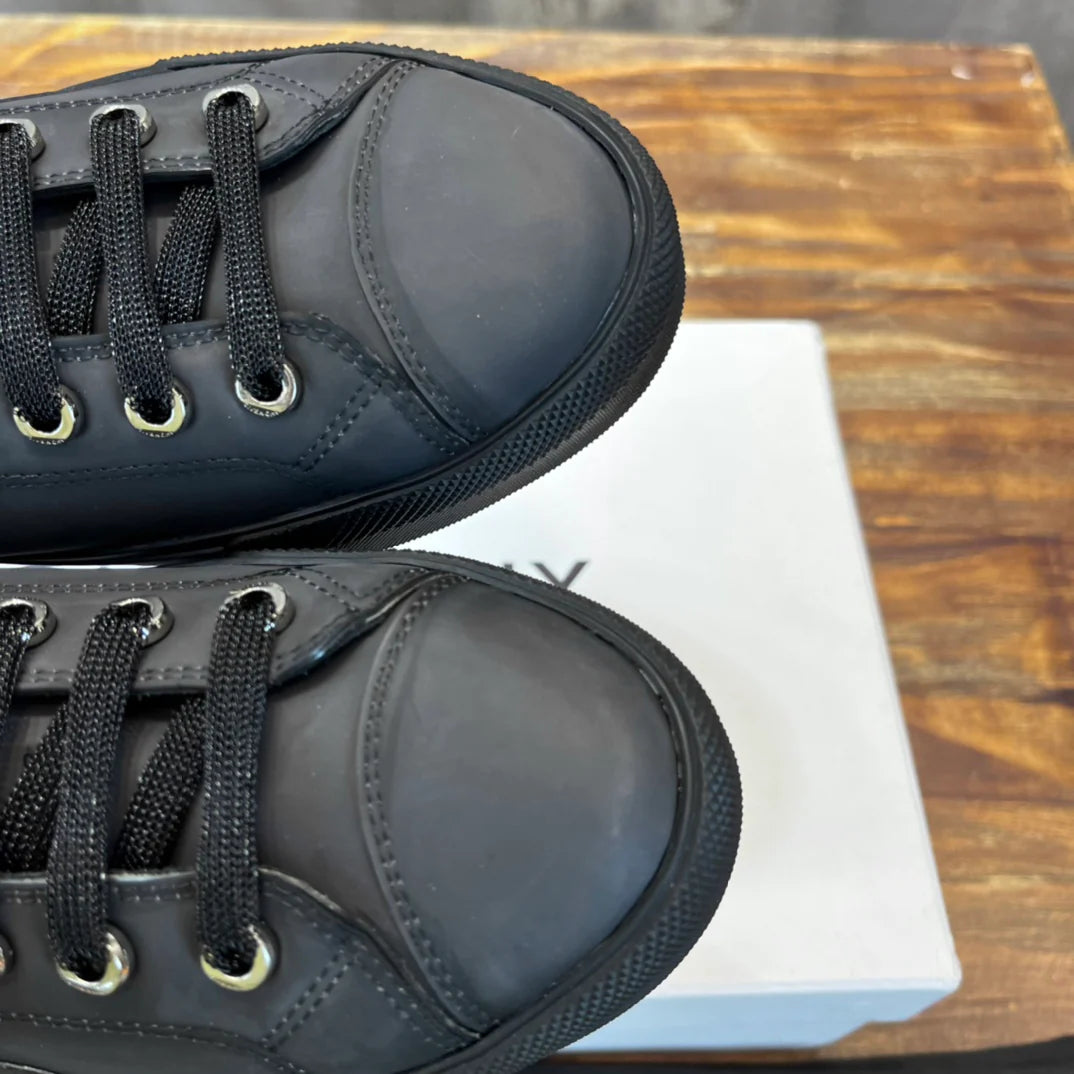 GVC SNEAKER