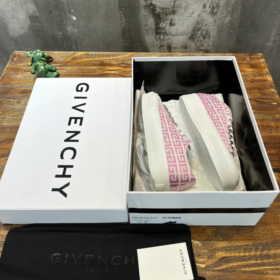GVC SNEAKER