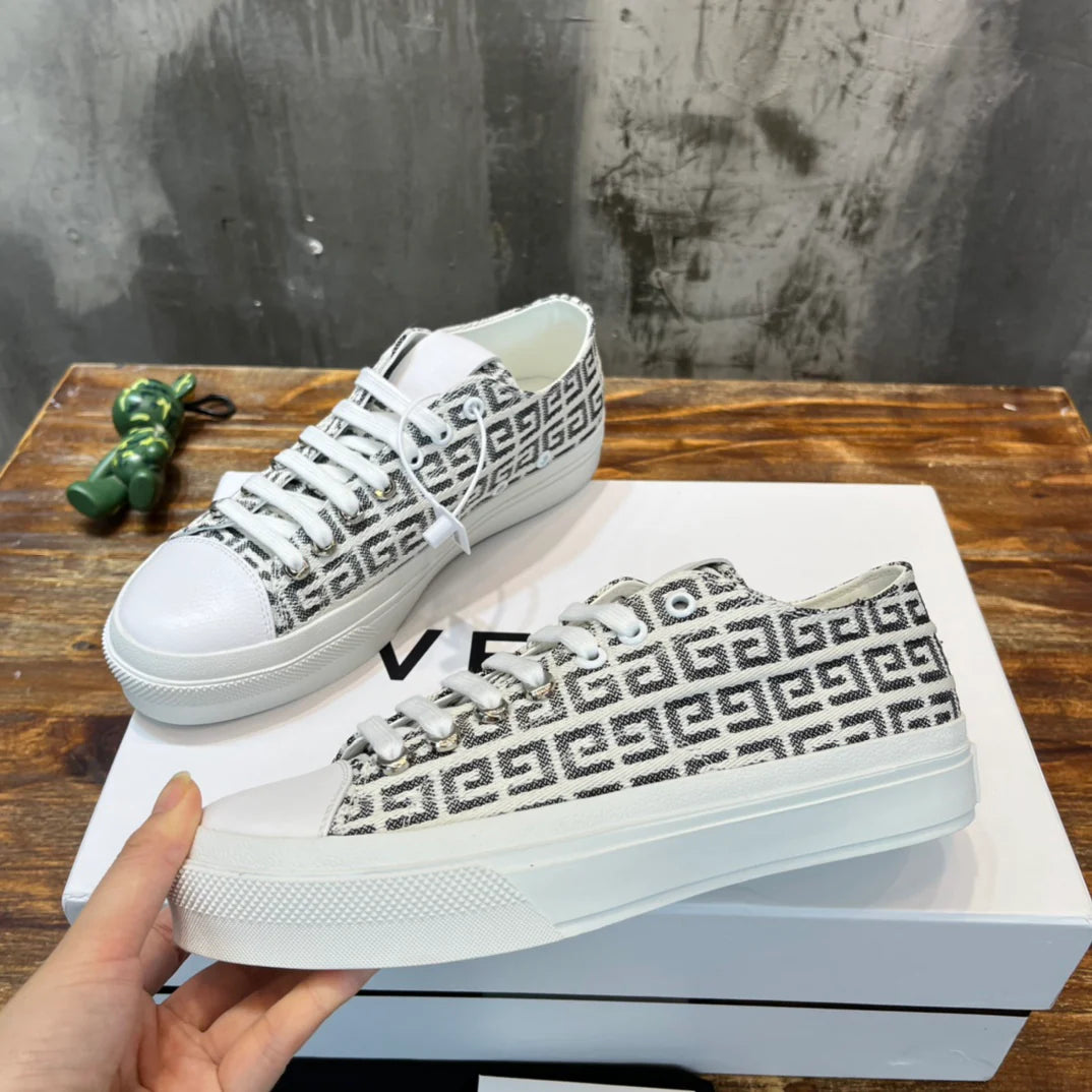 GVC SNEAKER