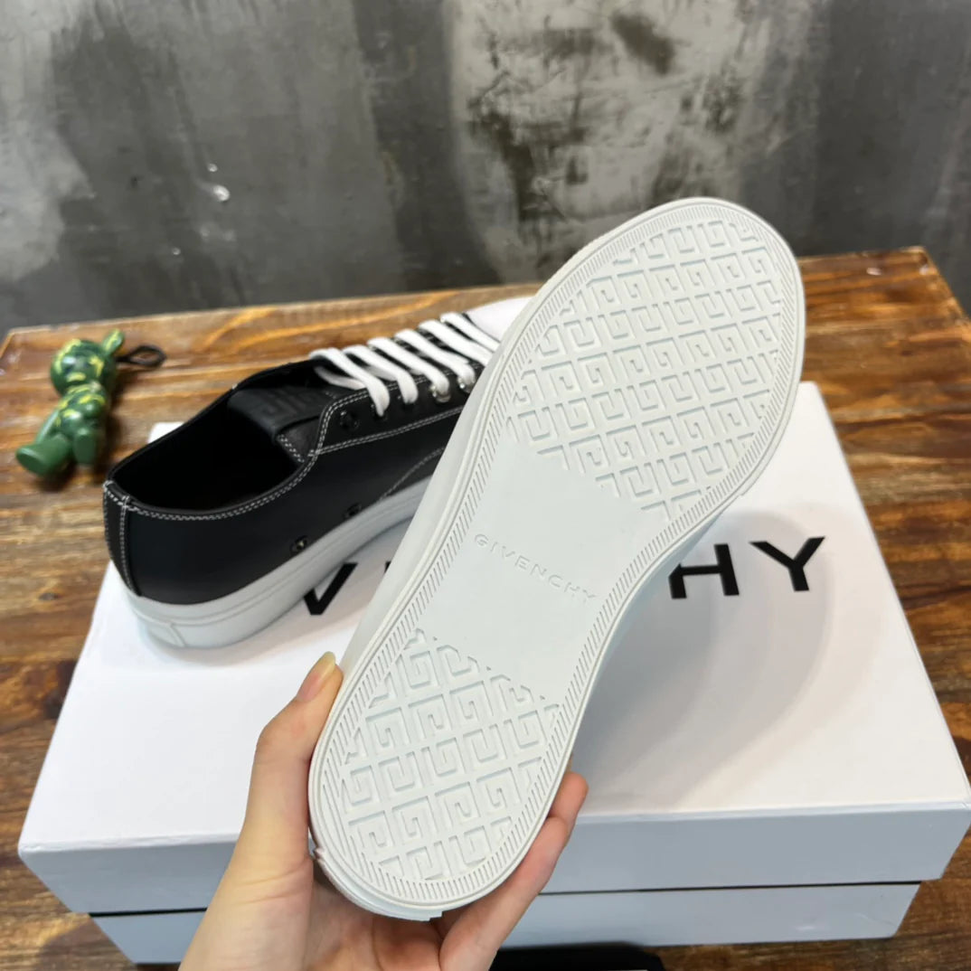 GVC SNEAKER