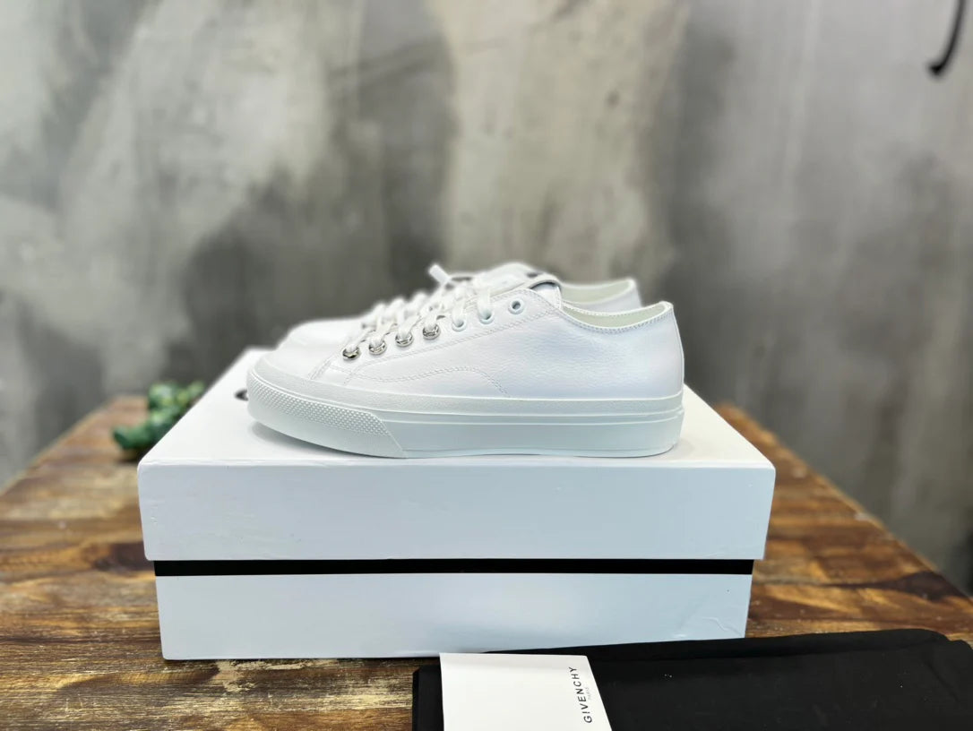 GVC SNEAKER