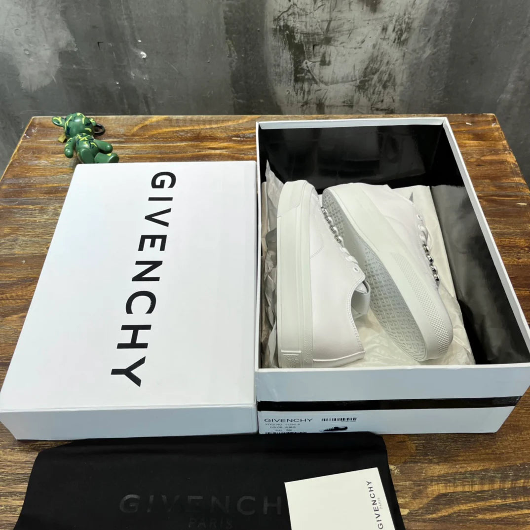 GVC SNEAKER