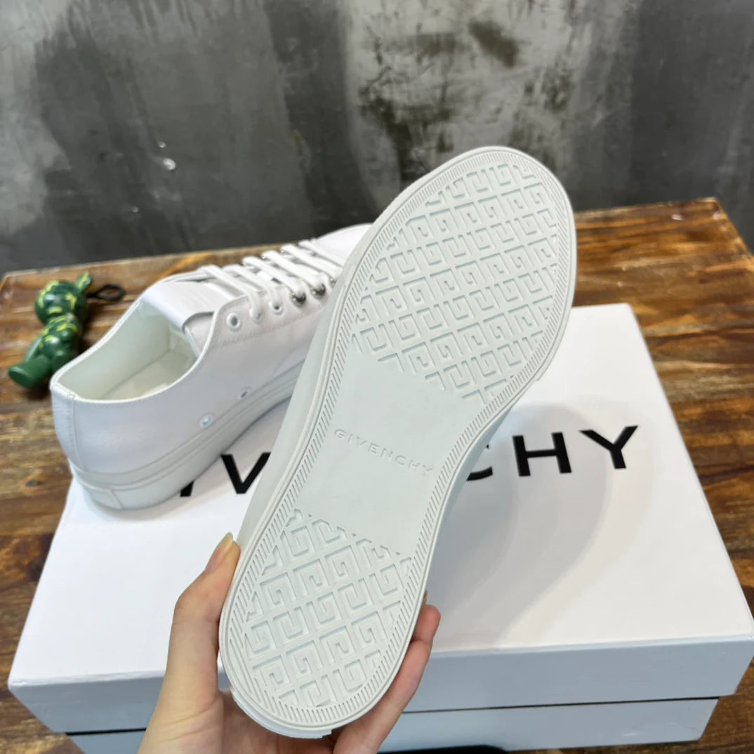 GVC SNEAKER