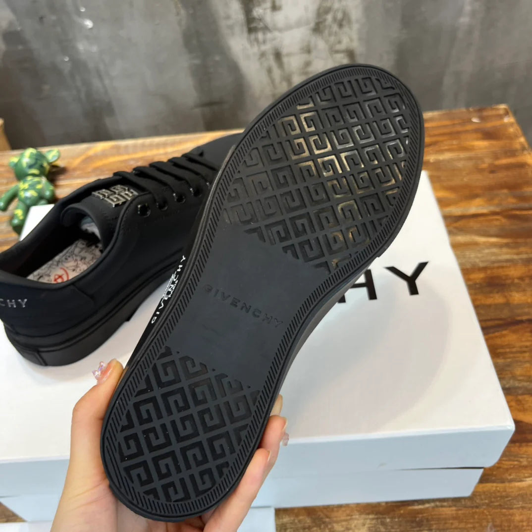 GVC SNEAKER