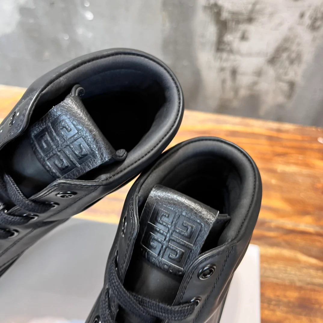 GVC SNEAKER