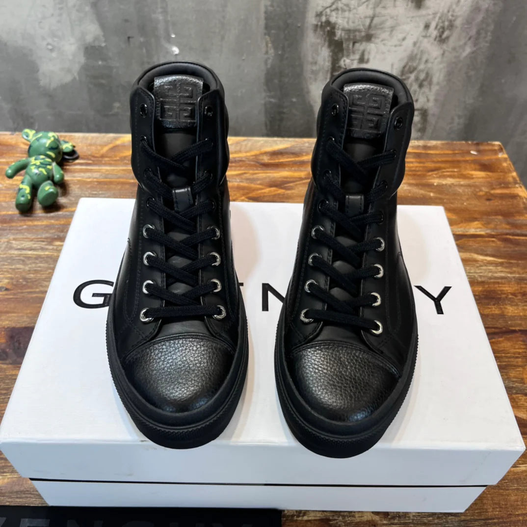 GVC SNEAKER