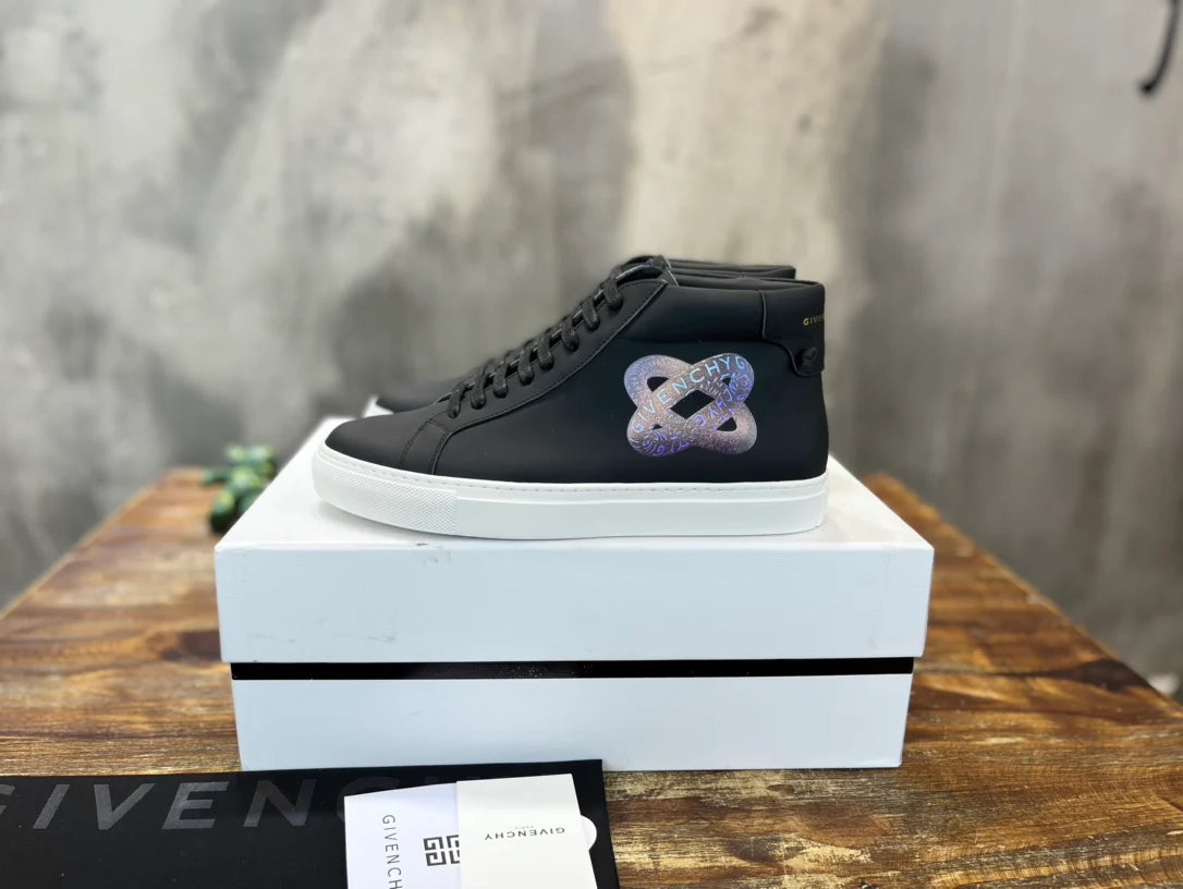 GVC SNEAKER