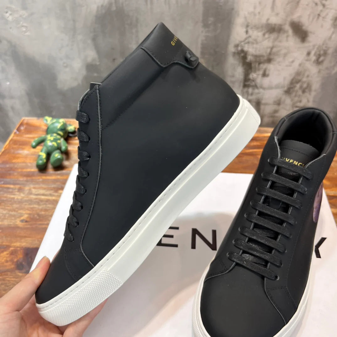 GVC SNEAKER