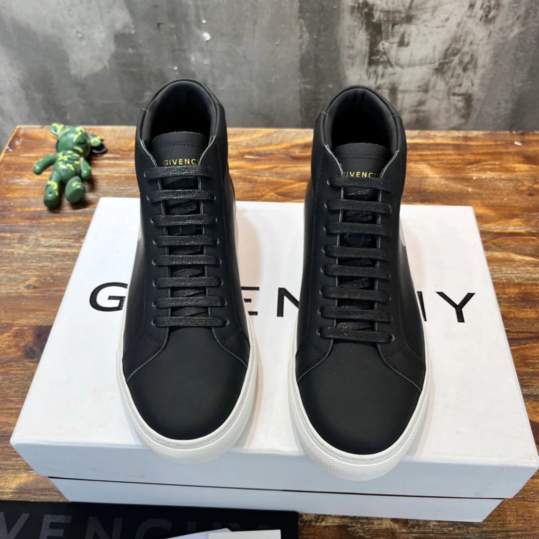 GVC SNEAKER