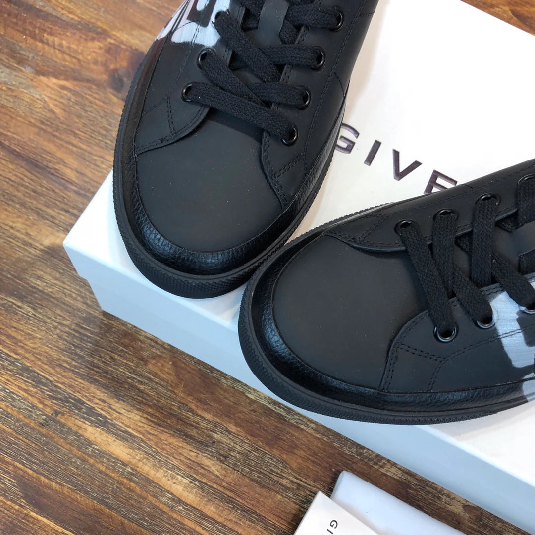 GVC SNEAKER