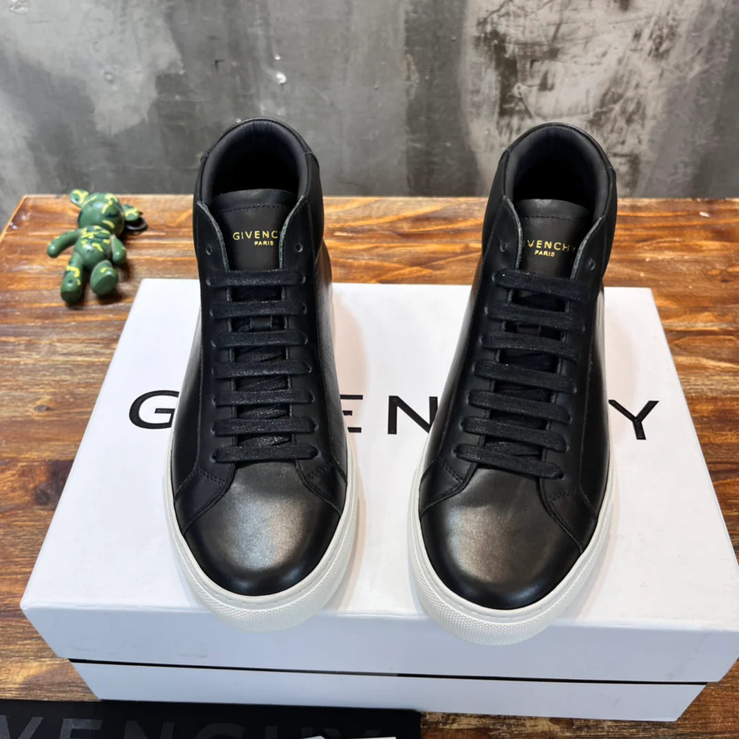 GVC SNEAKER