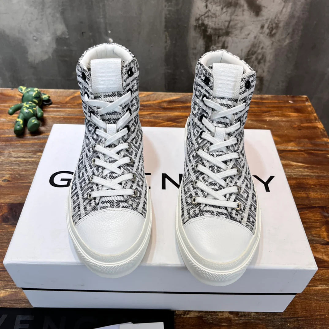 GVC SNEAKER