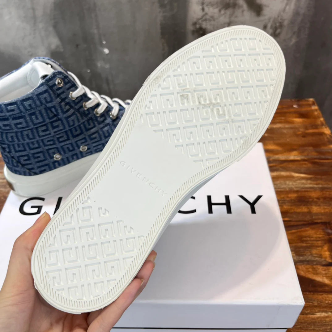 GVC SNEAKER