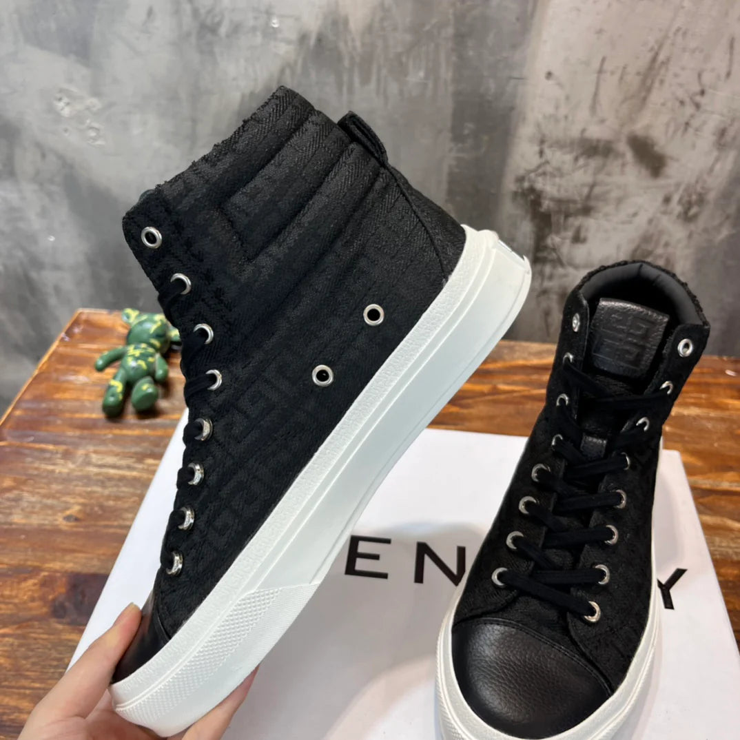 GVC SNEAKER