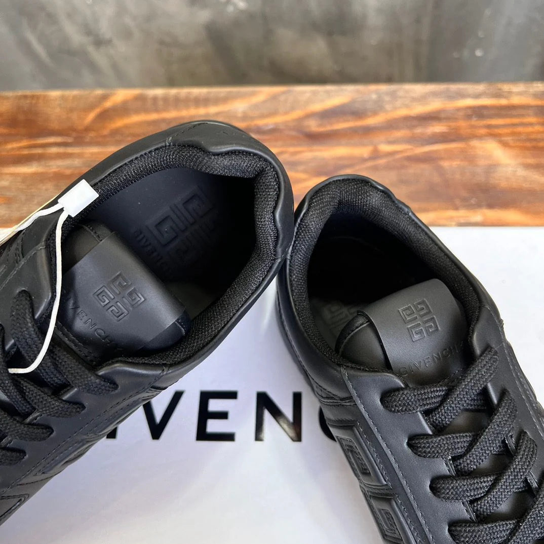 GVC SNEAKER