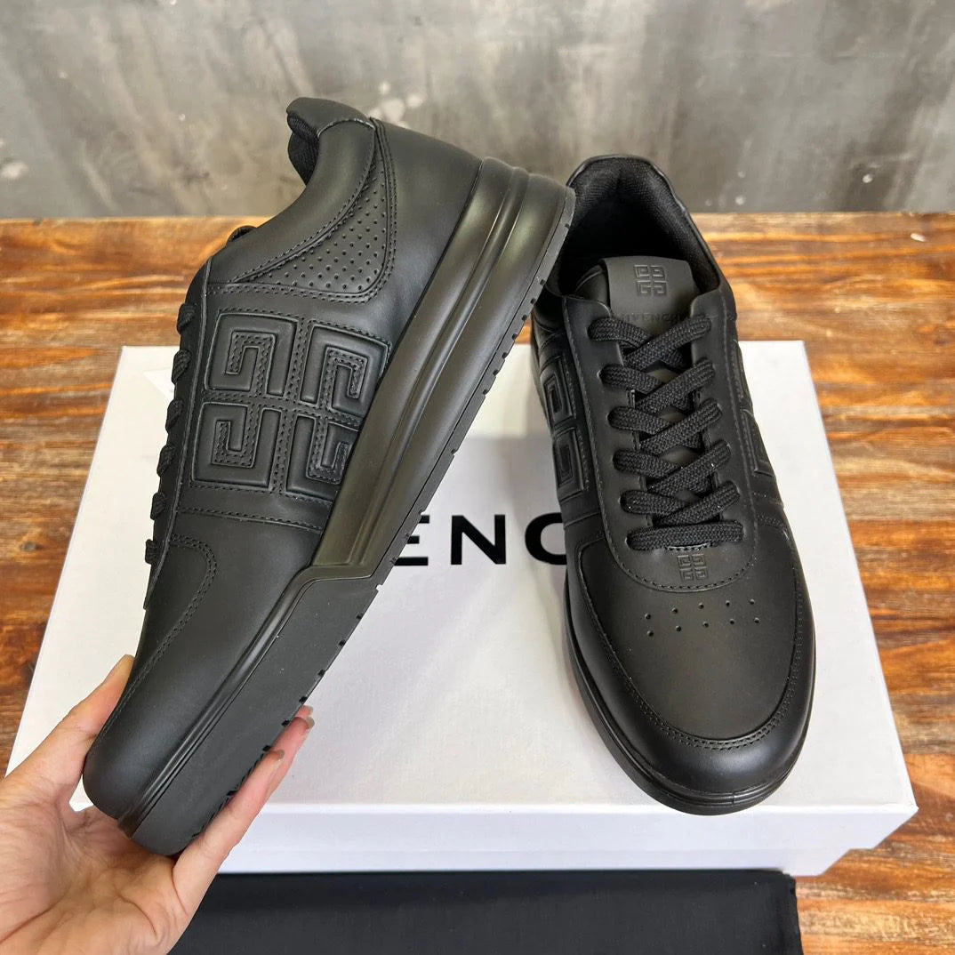 GVC SNEAKER