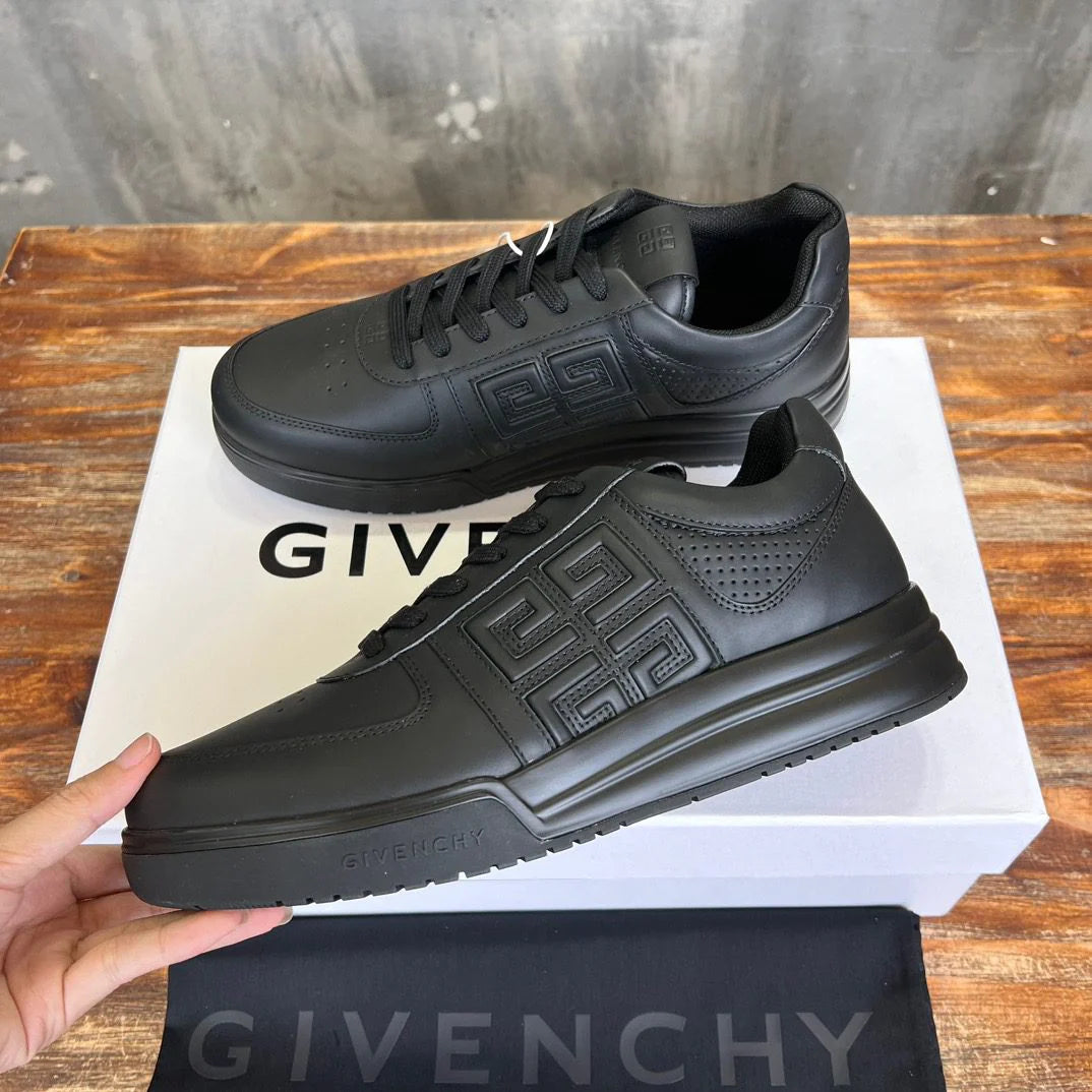 GVC SNEAKER