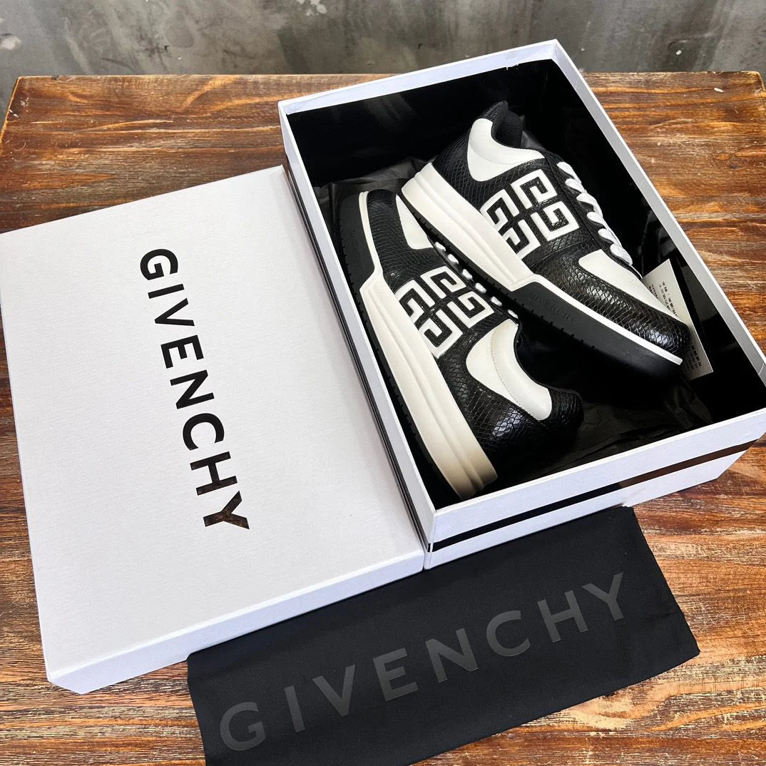 GVC SNEAKER