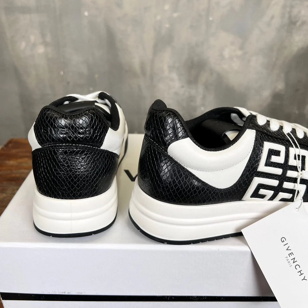 GVC SNEAKER