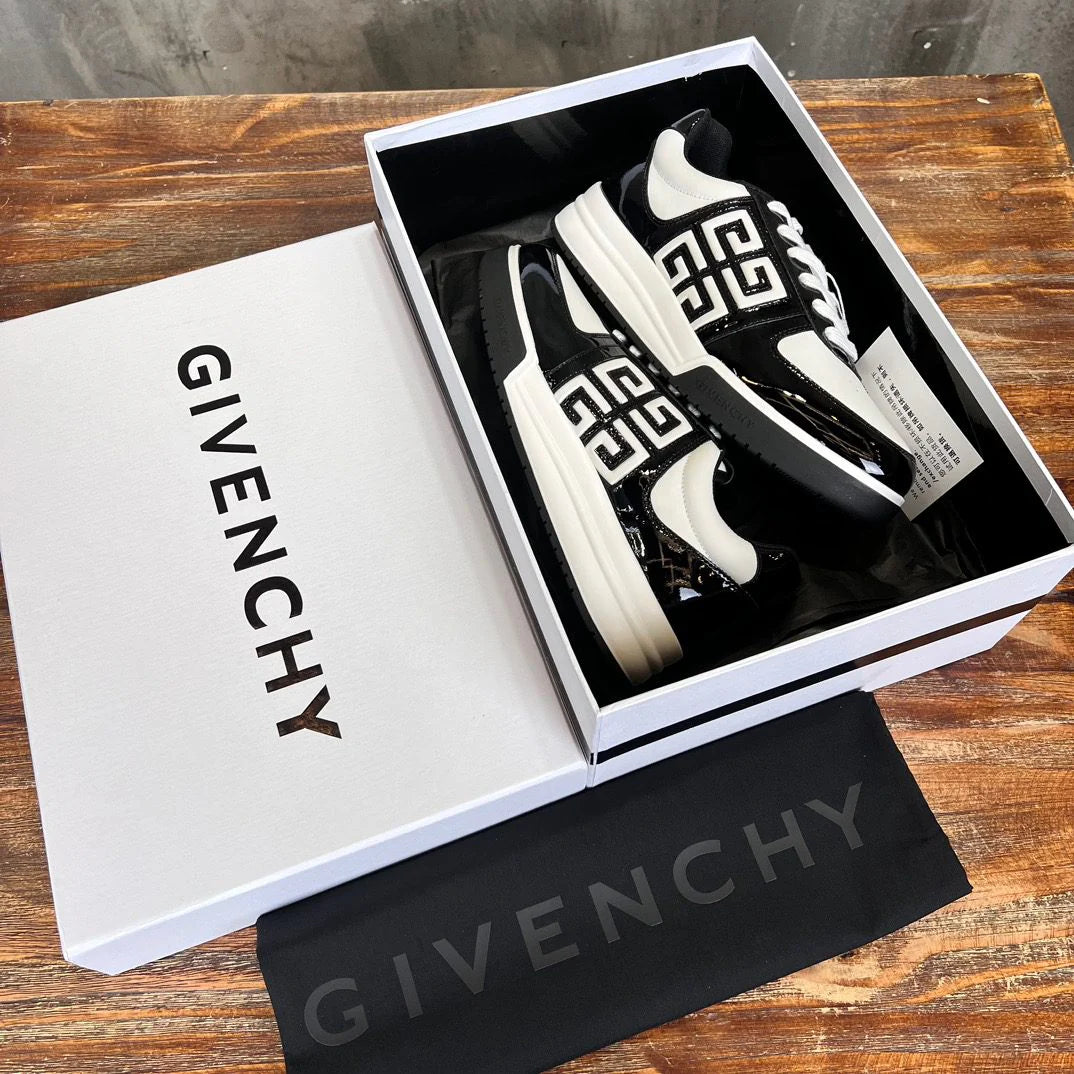 GVC SNEAKER