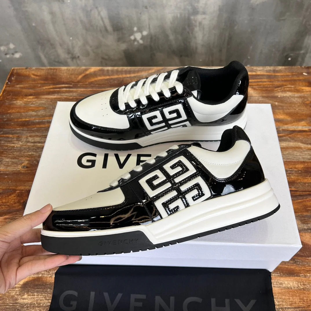 GVC SNEAKER