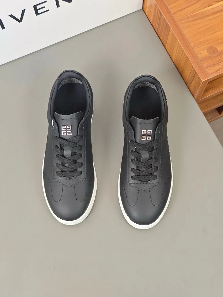 GVC SNEAKER
